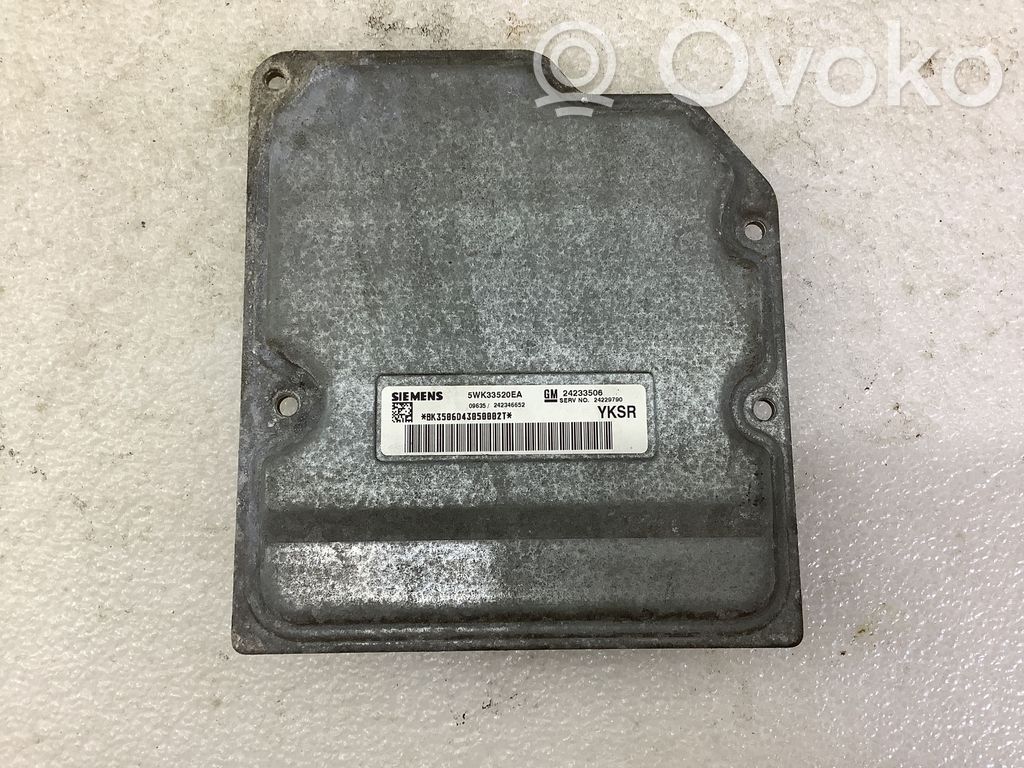Cadillac SRX Engine control unit/module 