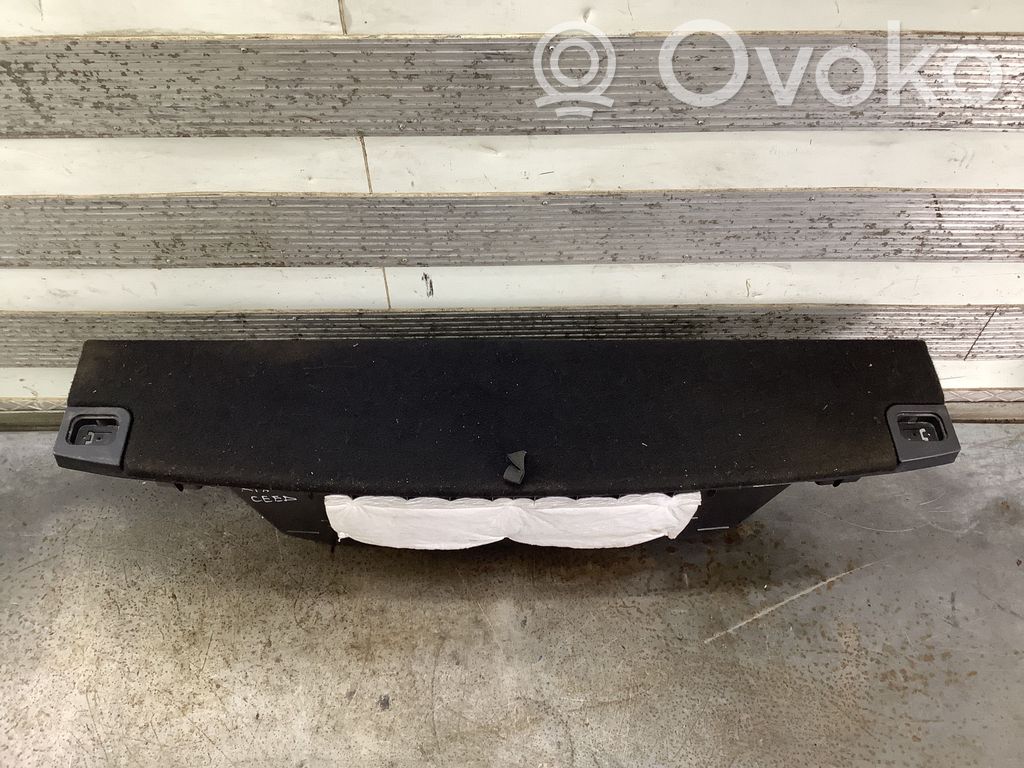 KIA Ceed Otros elementos de revestimiento del maletero/compartimento de carga 