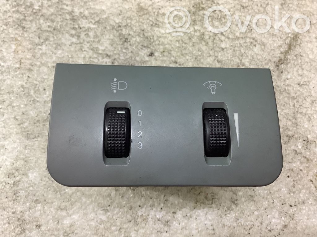 Chevrolet Lacetti Headlight level height control switch 
