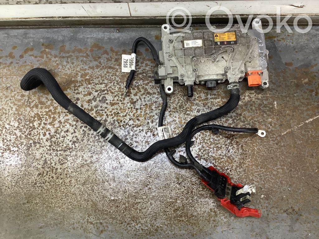 Chevrolet Bolt Voltage converter/converter module 
