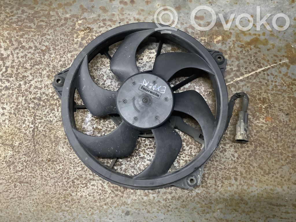Peugeot Expert Elektrisks radiatoru ventilators 