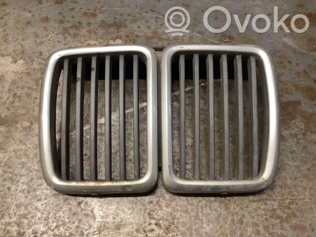 BMW 3 E30 Front grill 