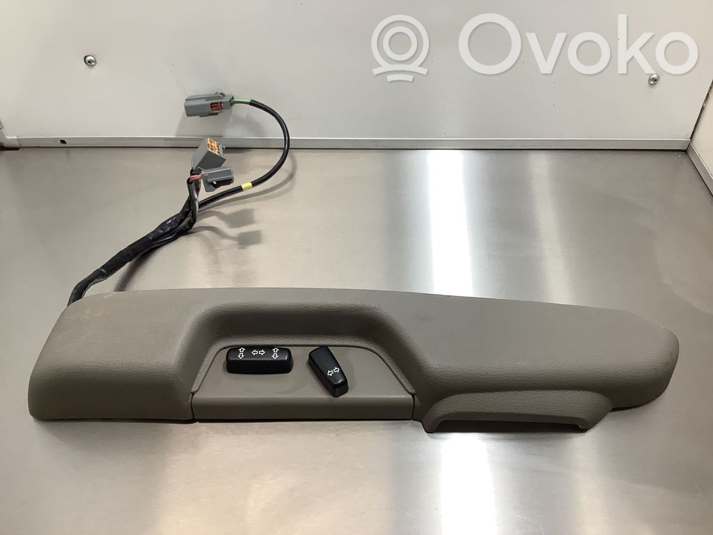 Volvo XC90 Seat control switch 