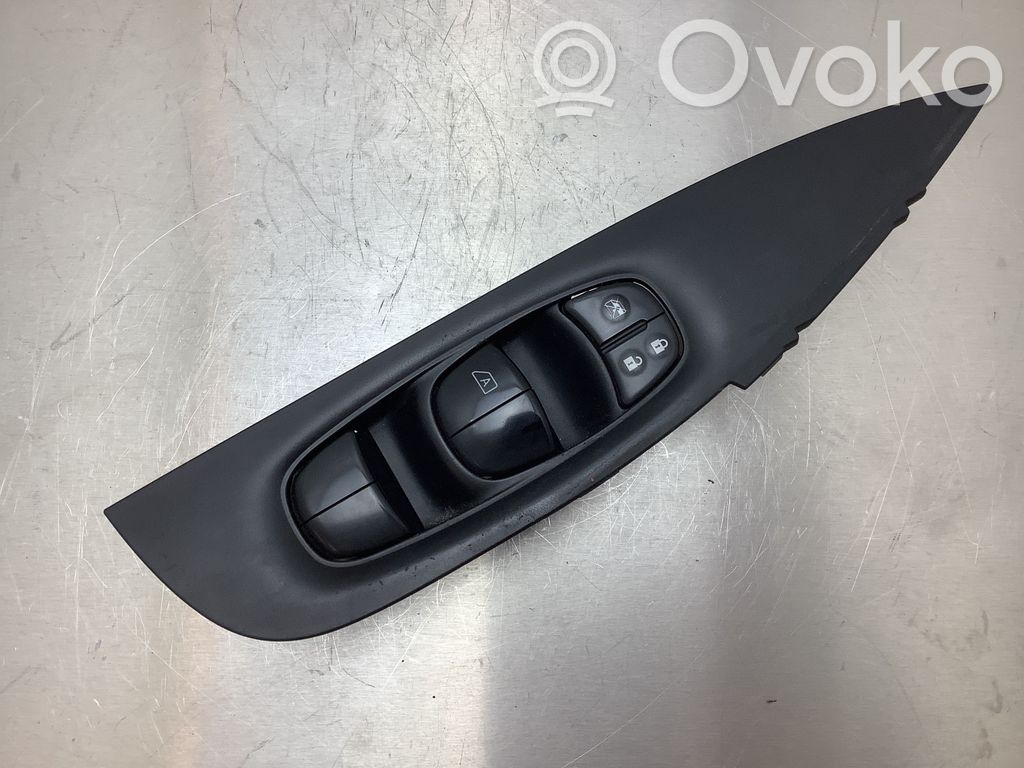 Nissan Qashqai Comutator comandă geamuri electrice 
