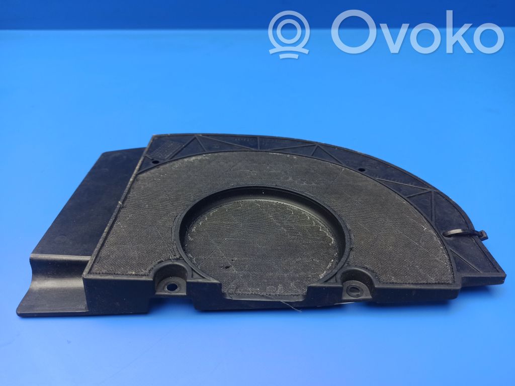 Subwoofer grill/trim   6907656,4913631812,65136907656