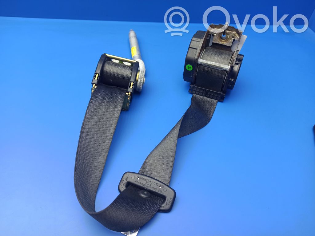BMW 7 E65 E66 Rear seatbelt 