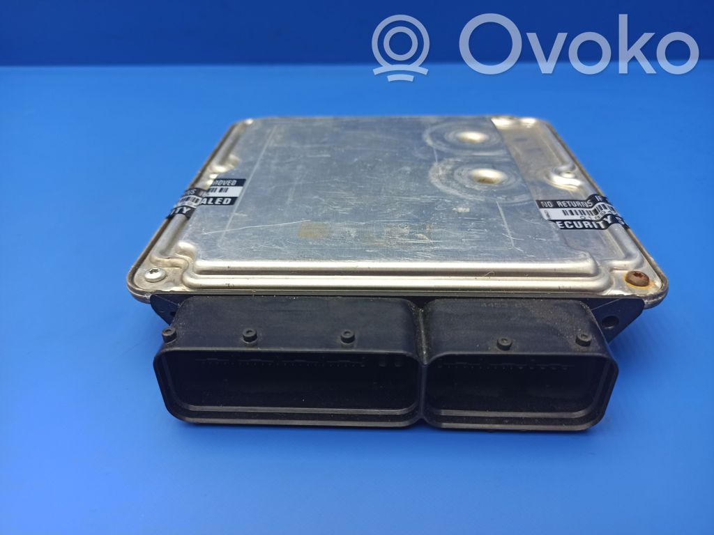 Volkswagen PASSAT B5.5 Engine control unit/module 