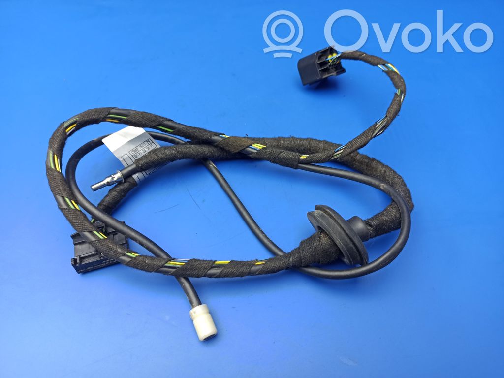 Etuoven johtosarja   6920291,1Q673111,6913125