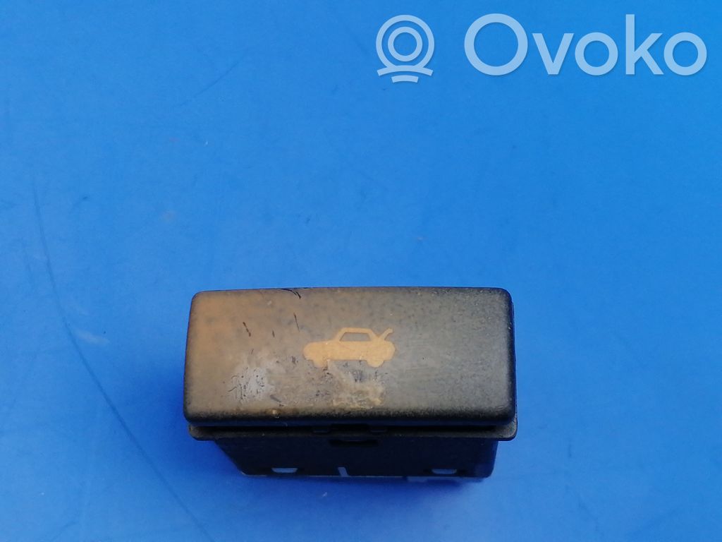 MG ZT - ZT-T Tailgate opening switch 