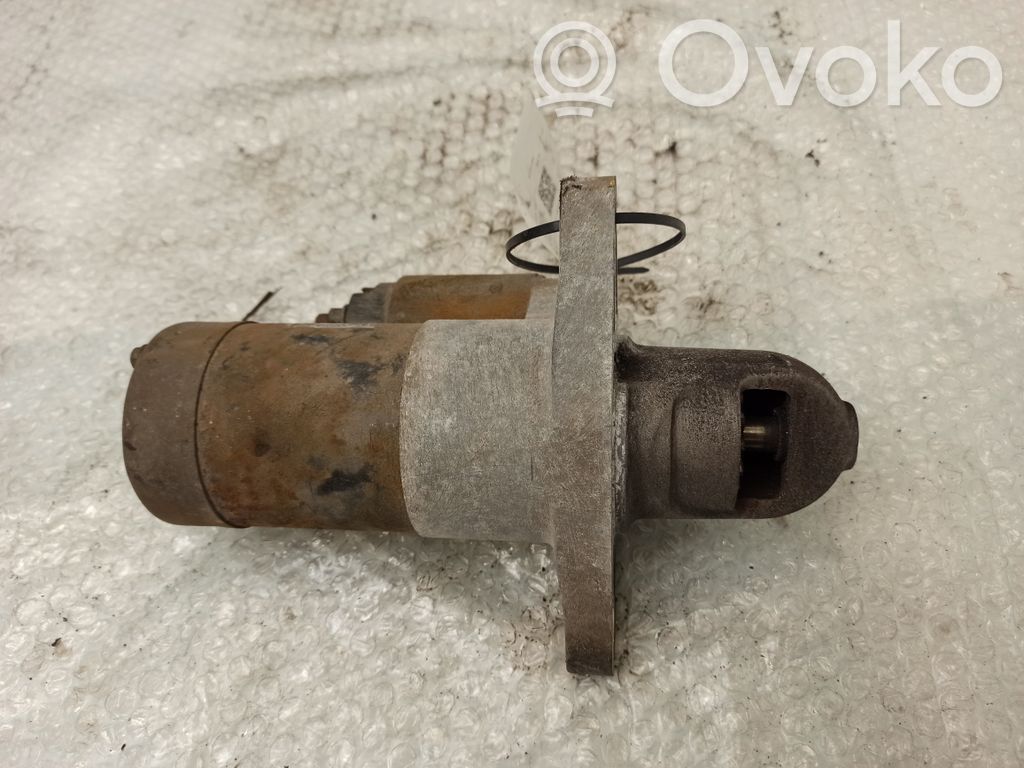 Motor de arranque   M001T30471A