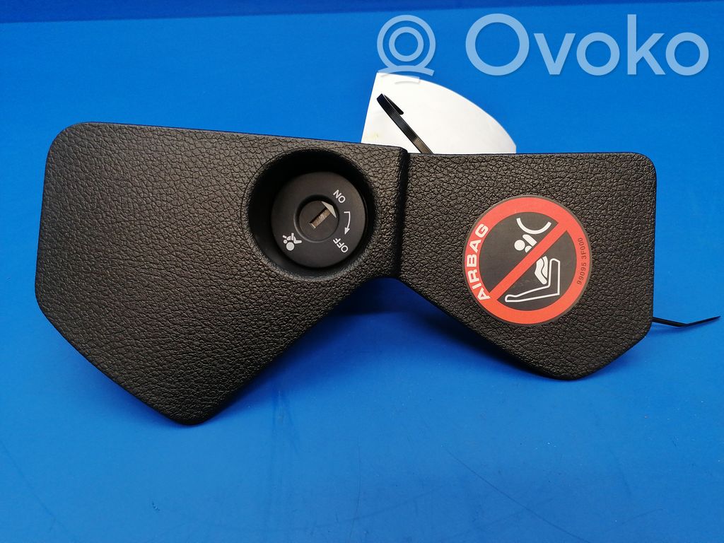 Nissan Note (E11) Dashboard side end trim 