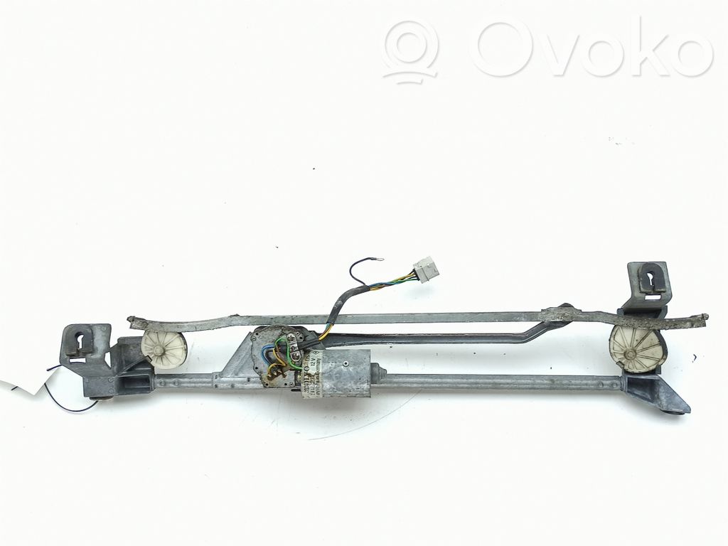 Volvo 760 Front wiper linkage and motor 