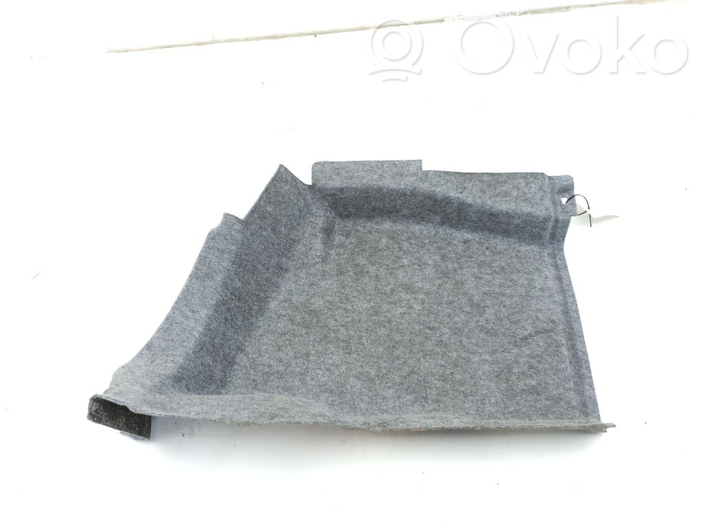 Trunk/boot lower side trim panel
