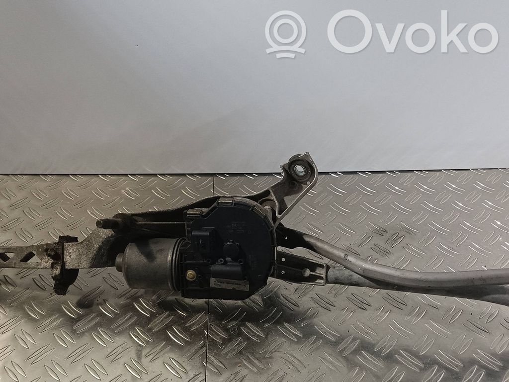 Mercedes-Benz C W204 Front wiper linkage and motor 