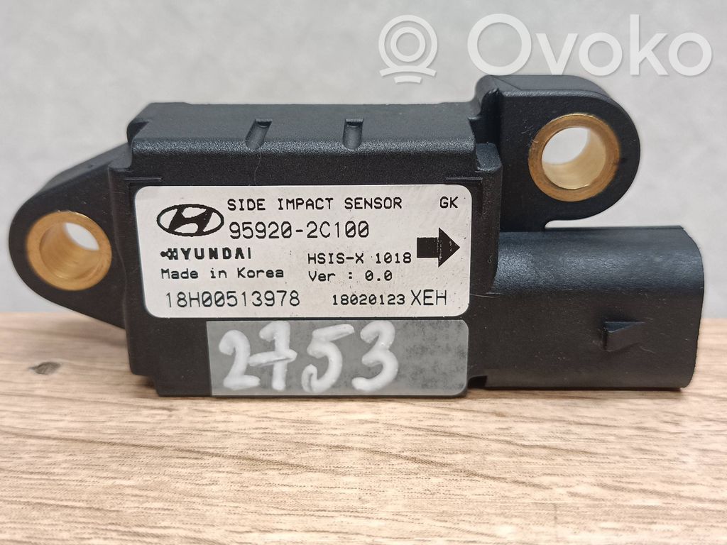 Hyundai Coupe Airbagsensor Crashsensor Drucksensor 