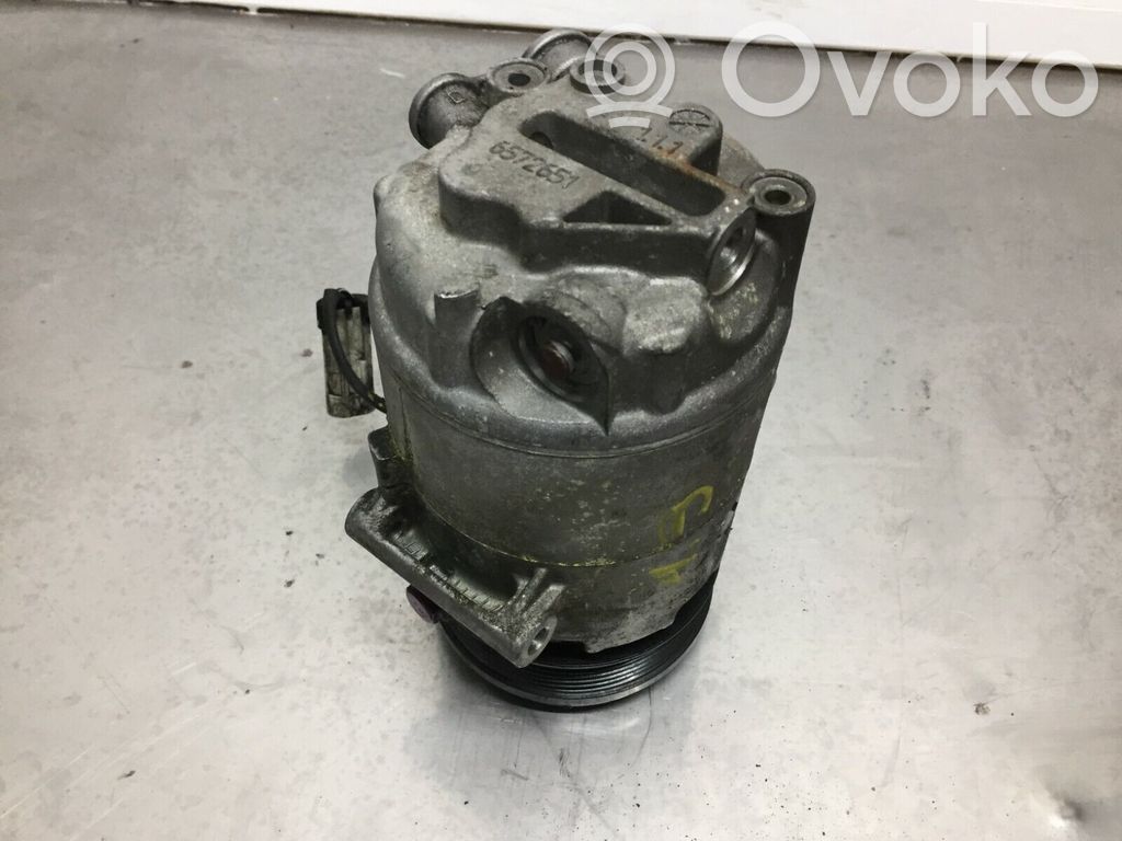 Opel Corsa C Klimakompressor Pumpe 