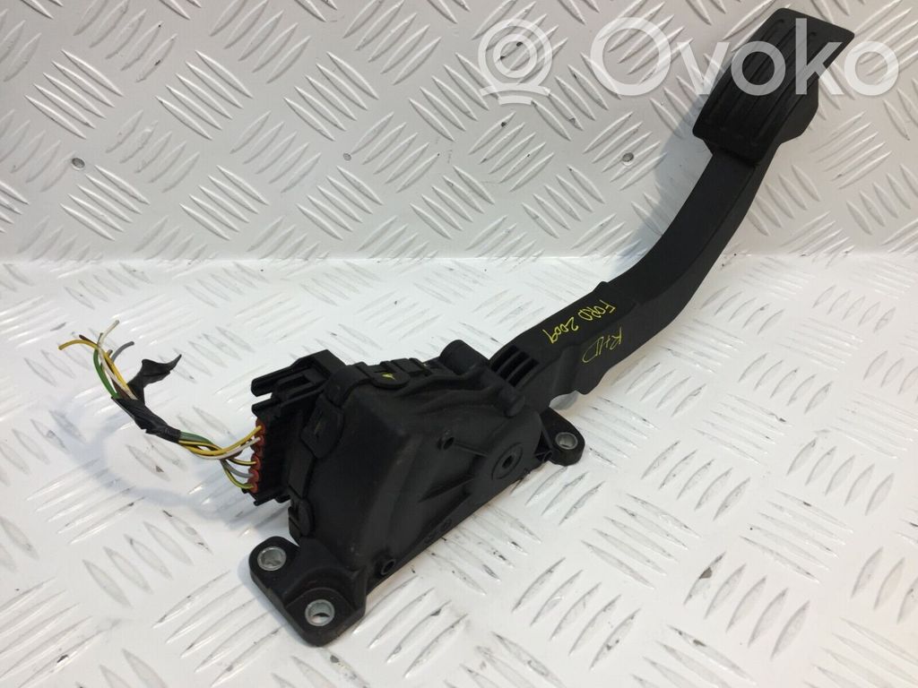 Ford Focus C-MAX Akceleratoriaus pedalas 