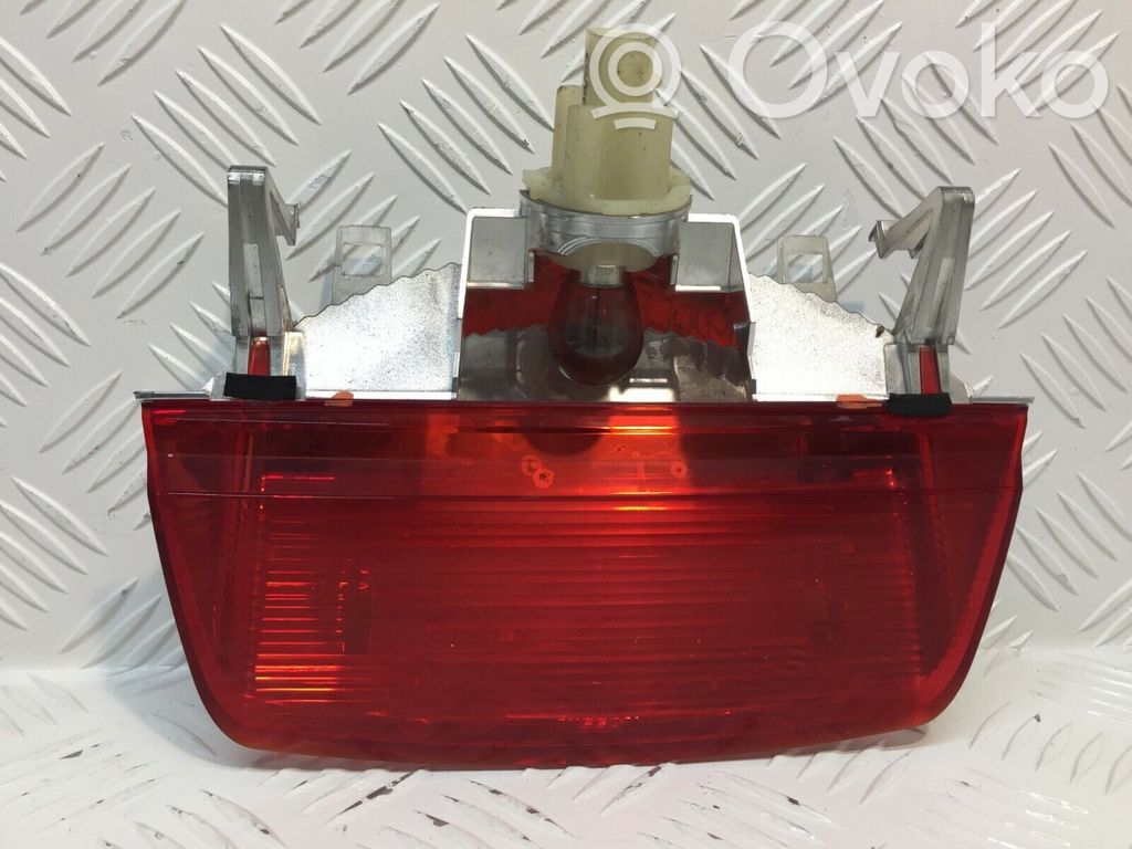 Nissan Micra Third/center stoplight 