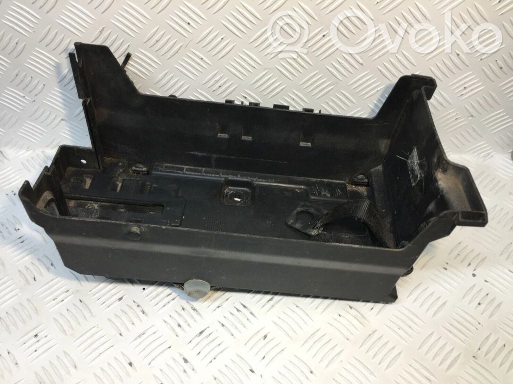 Opel Insignia A Podstawa / Obudowa akumulatora 