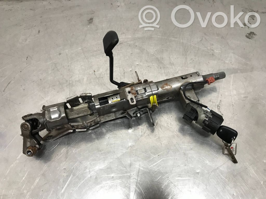 Peugeot Expert Ohjauspyörän akseli 