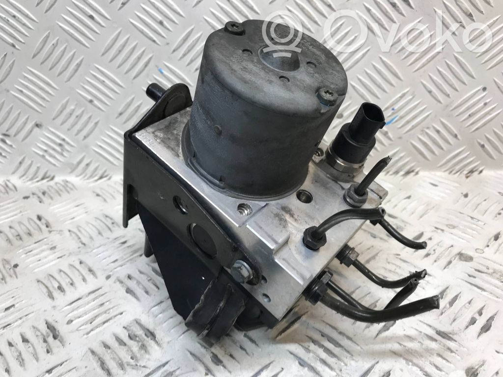 BMW 5 E39 ABS Pump 