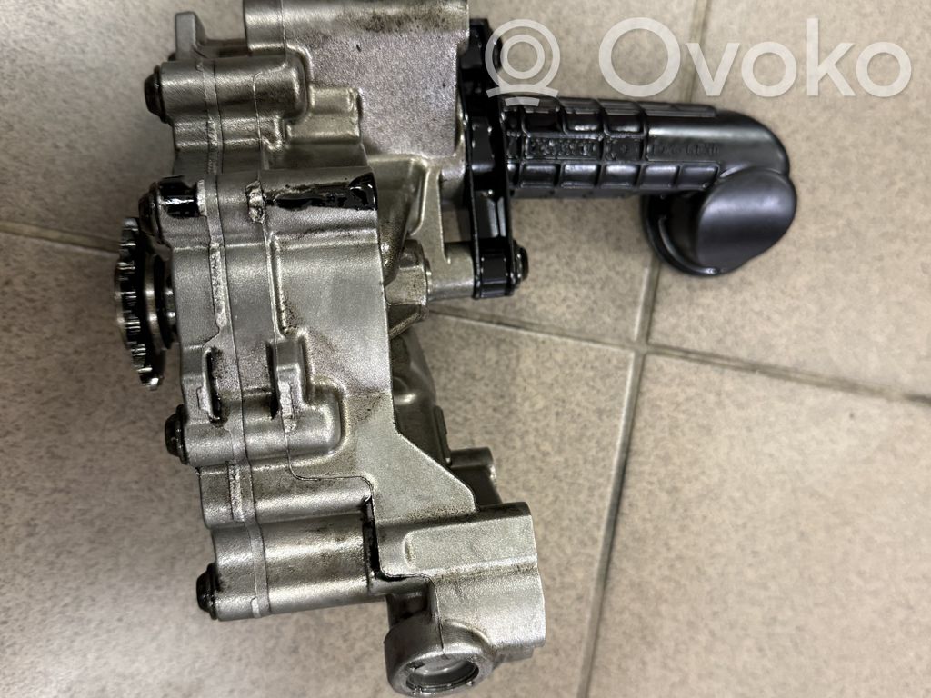 Ford Kuga II Öljypumppu 