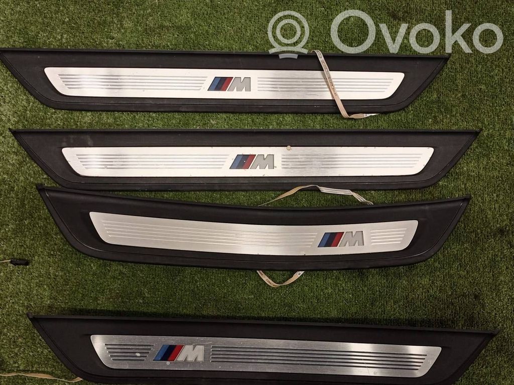 BMW 5 G30 G31 G38 Listwa progowa tylna 