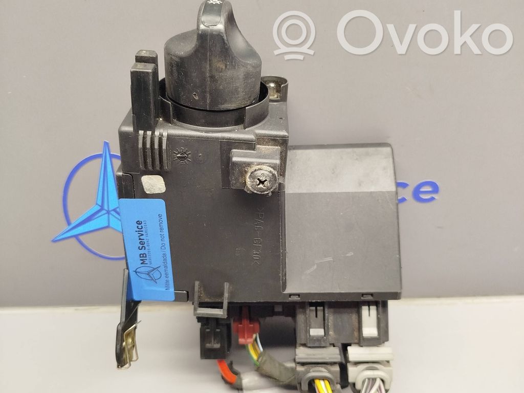 Mercedes-Benz E W210 Interruptor de luz 