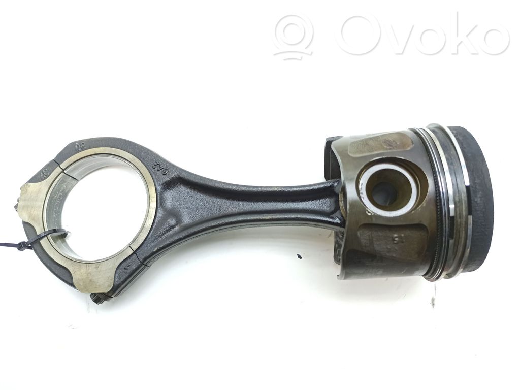Mercedes-Benz Sprinter W906 Pistón con biela 
