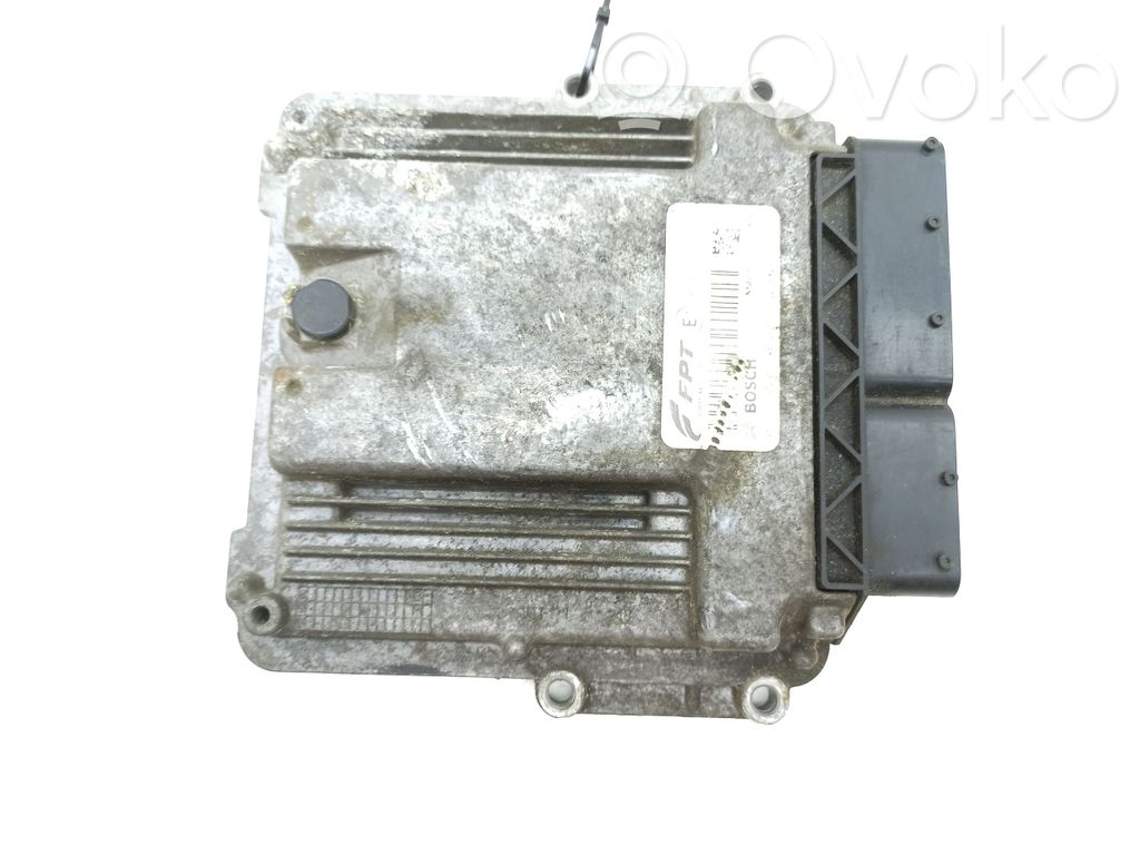Iveco Daily 35.8 - 9 Engine control unit/module 