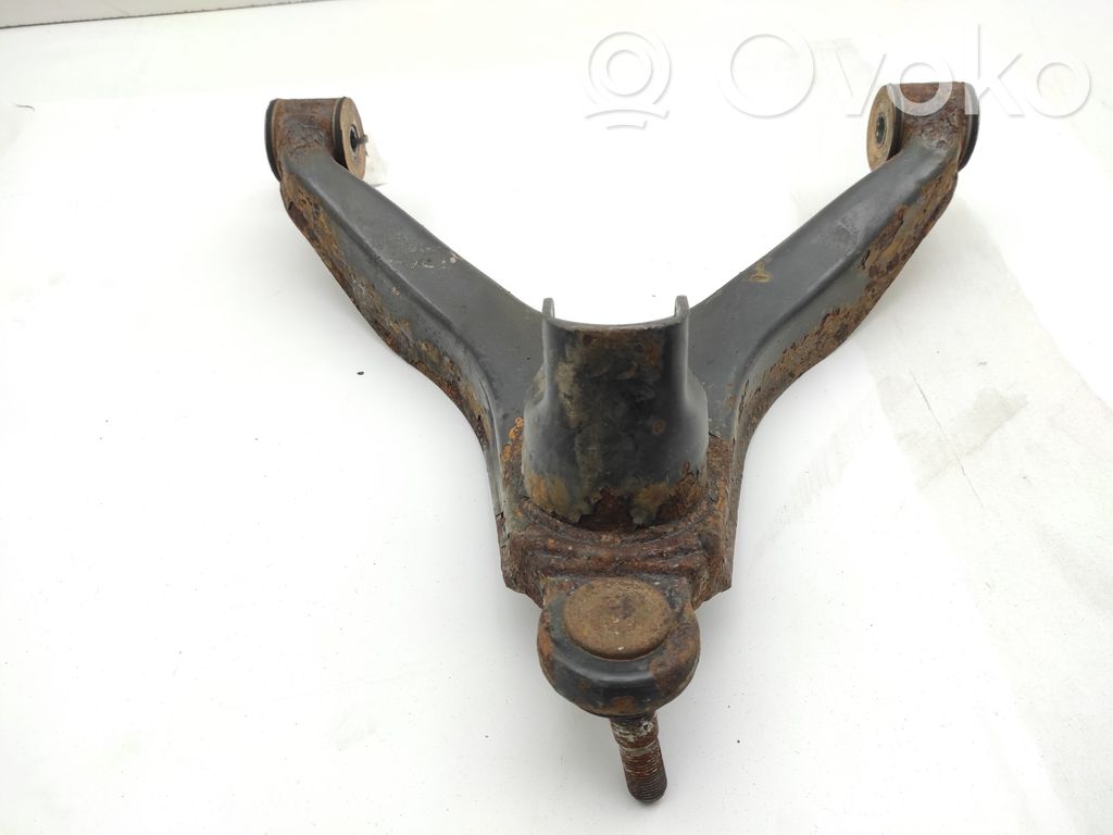 Iveco Daily 6th gen Front lower control arm/wishbone 