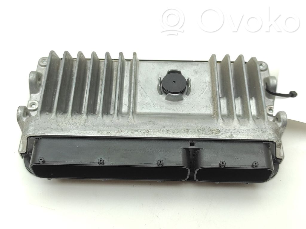Lexus RX 450H Engine control unit/module 