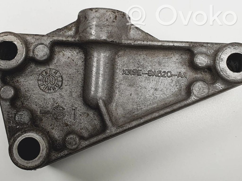Jaguar S-Type Engine mounting bracket 