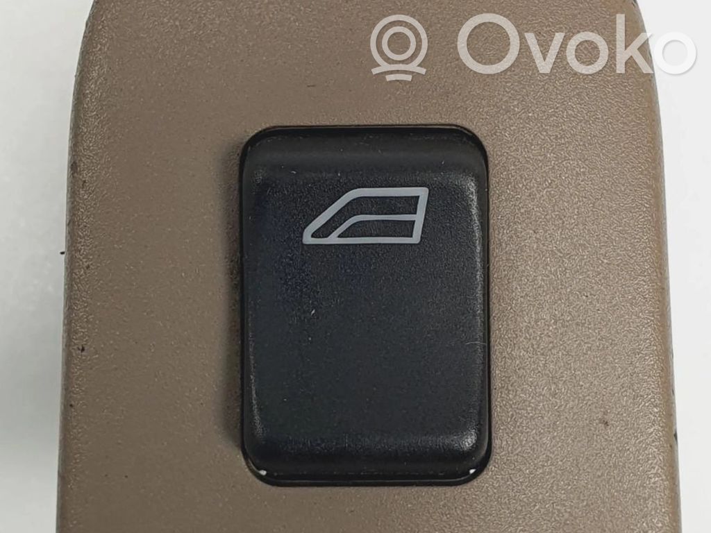 Volvo S90, V90 Quarter vent window switch 