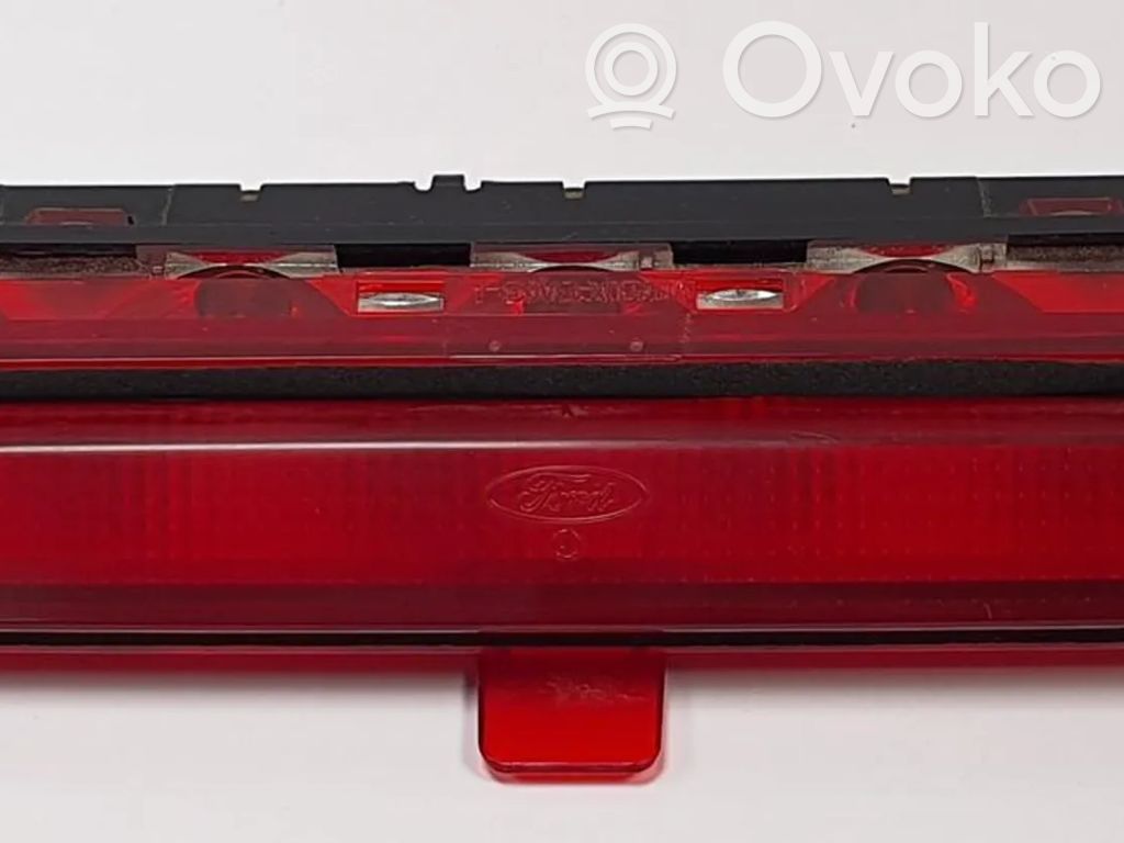 Ford Focus Third/center stoplight 