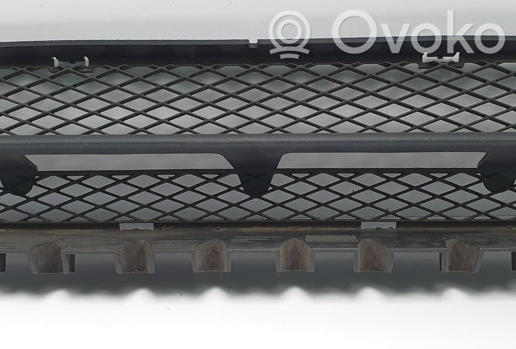 Ford Mondeo Mk III Front bumper lower grill 