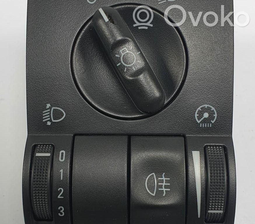 Interruptor de control del panel de luces   9116612