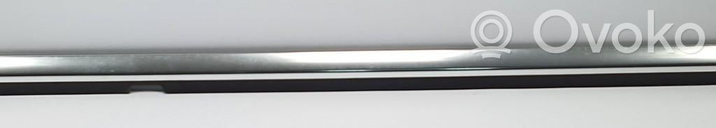 Listwa boczna   A2127350565