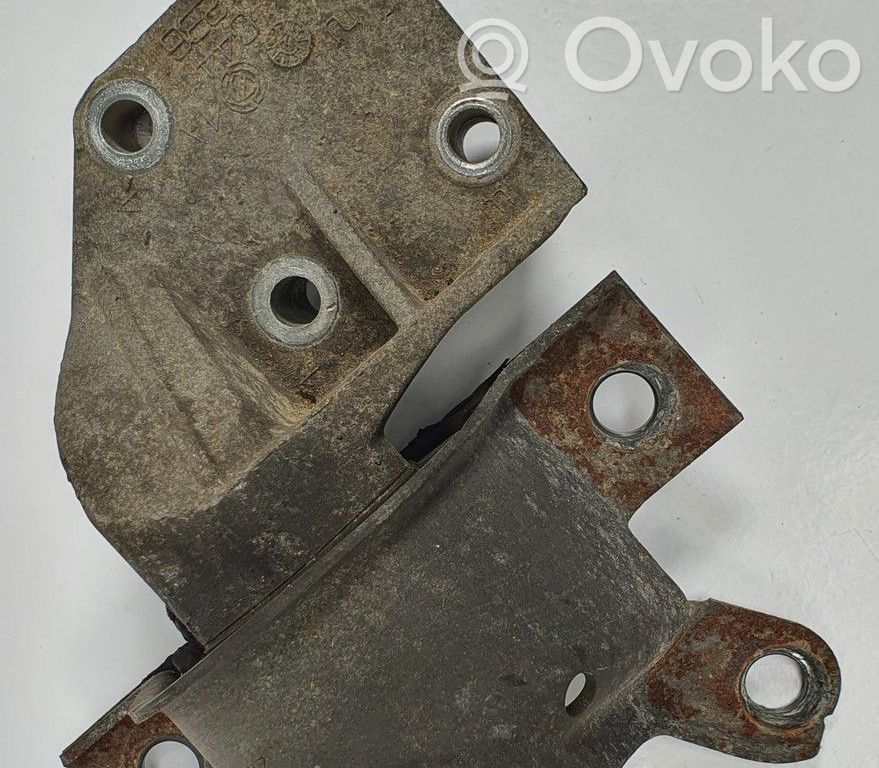 Poduszka silnika   044A236