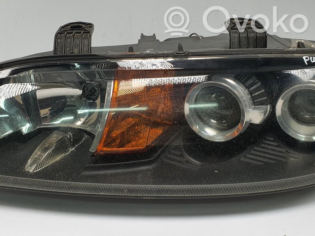 Scheinwerfer   89101051