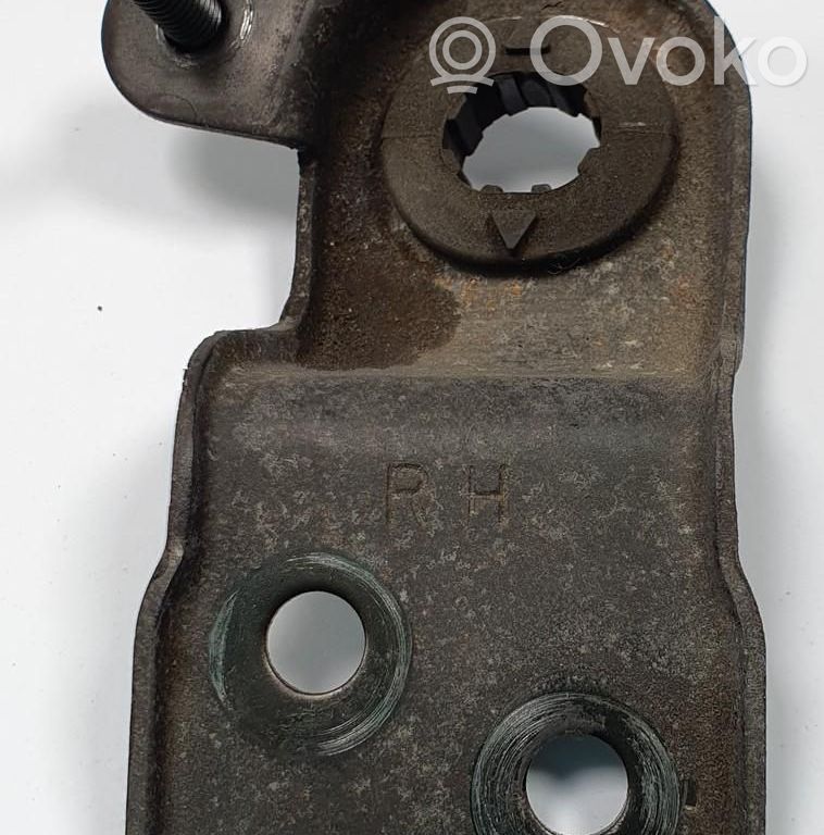 Mazda 323 F Altra parte esteriore