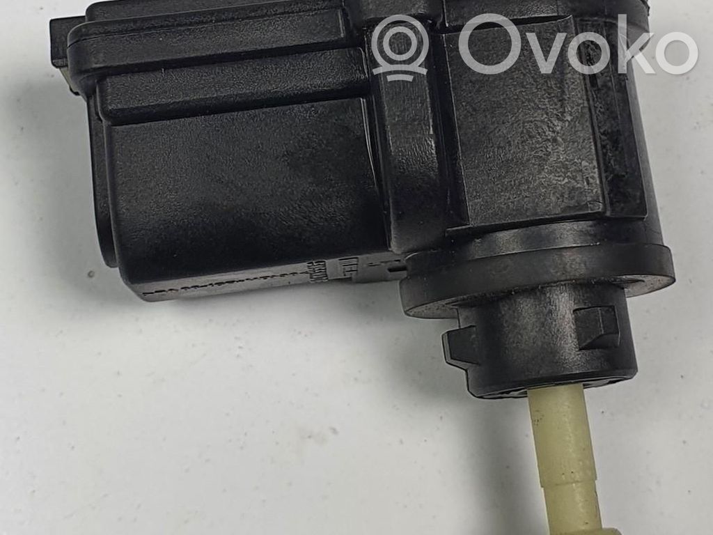 Scheinwerferstellmotor   VP7EKX13K198AB,VP7EKX13K198AB