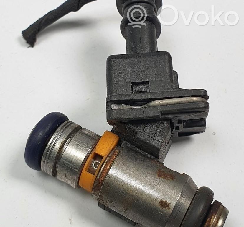 Fiat 500 Injector combustibil 
