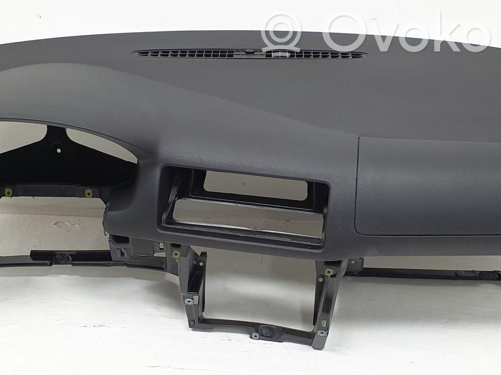 Volkswagen Golf IV Dashboard 
