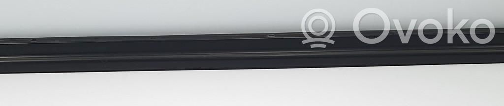 Etuoven kumitiiviste   8J0837477,8J0837477