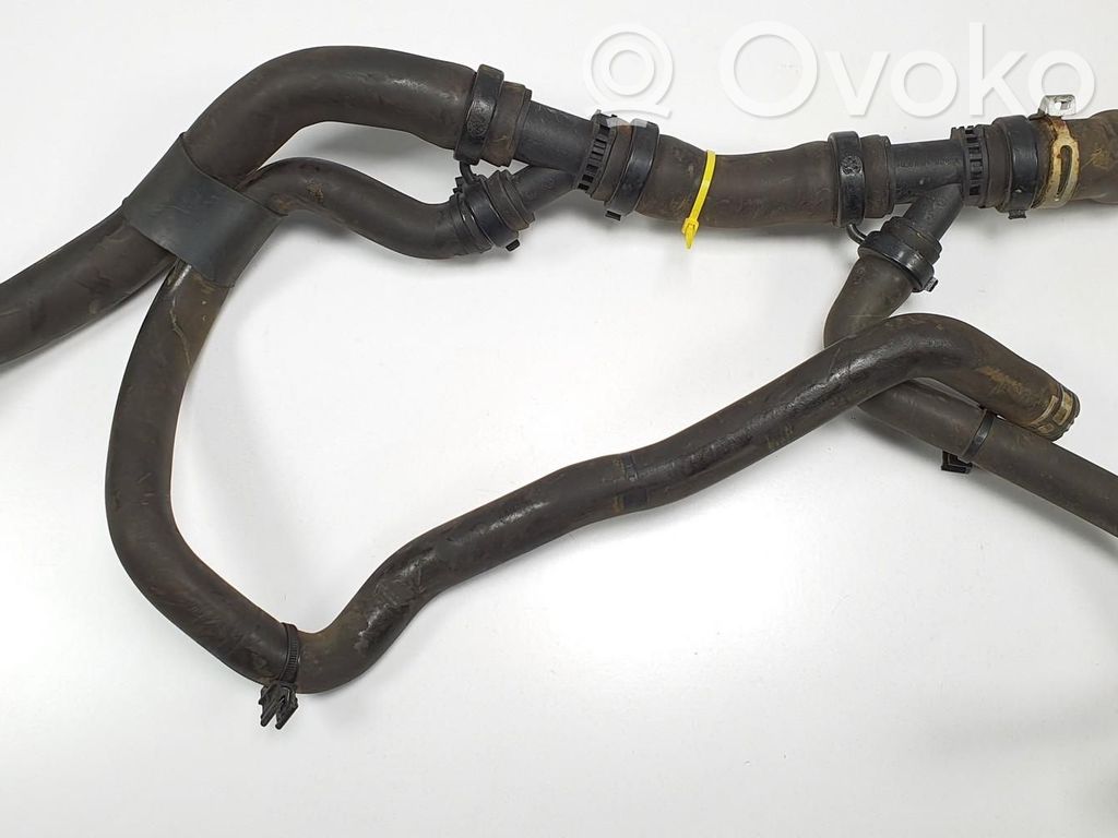 Smart ForFour II W453 Tubo flessibile del liquido di raffreddamento del motore