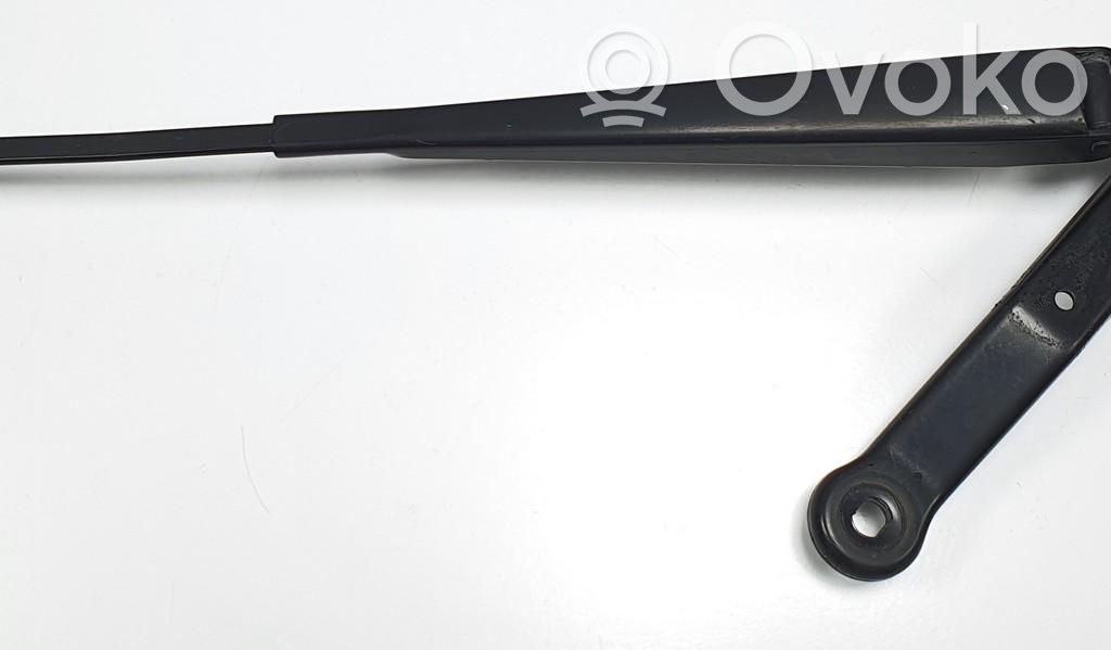 Mercedes-Benz A W176 Bras d'essuie-glace avant