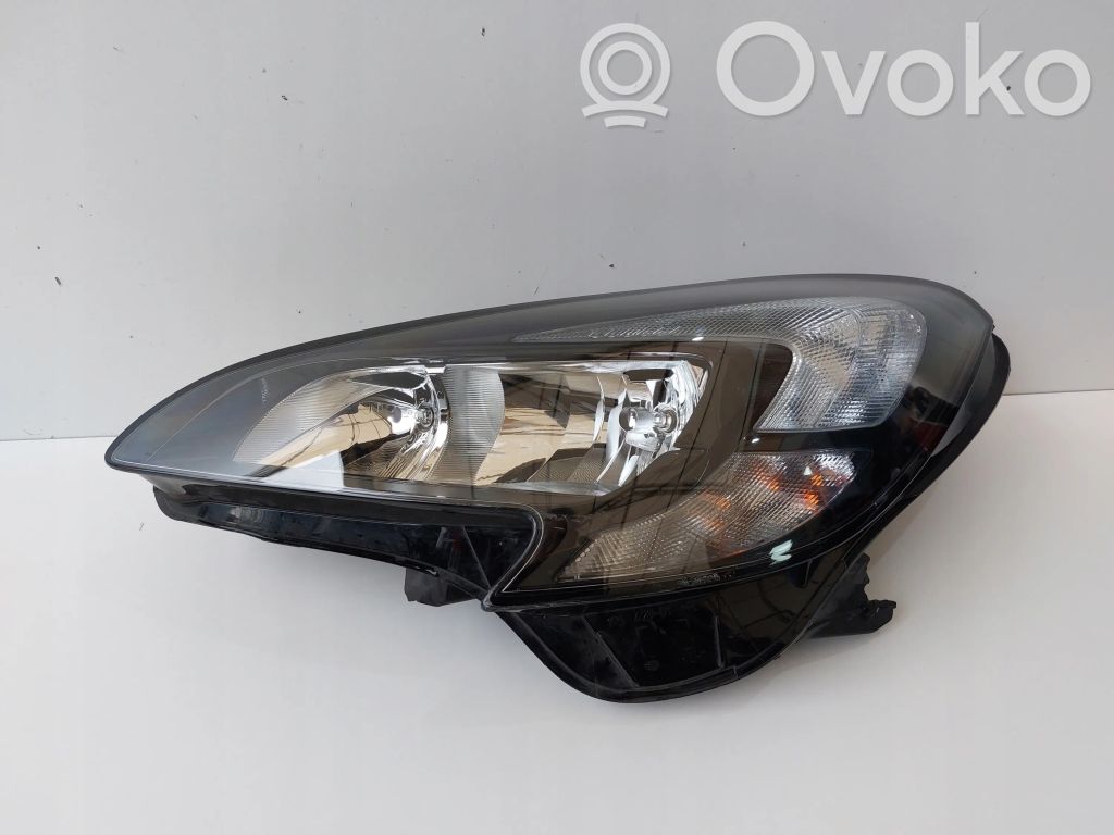 Opel Corsa E Headlight/headlamp 