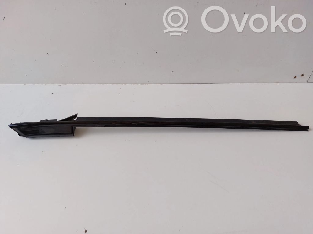 BMW 4 F32 F33 Listwa szyby czołowej / przedniej 