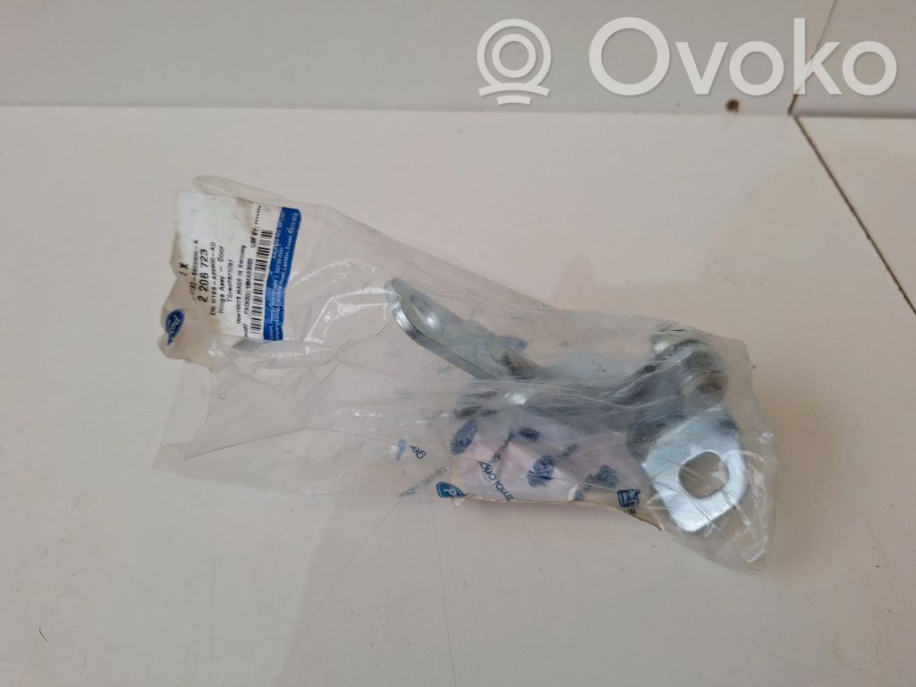 Ford Kuga III Front door upper hinge 
